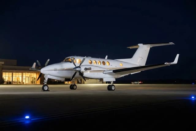 Beechcraft King Air 260: model photo