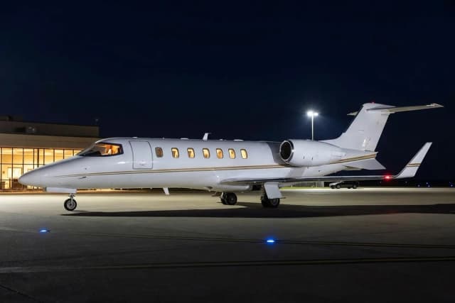 Bombardier Learjet 45XR: model photo