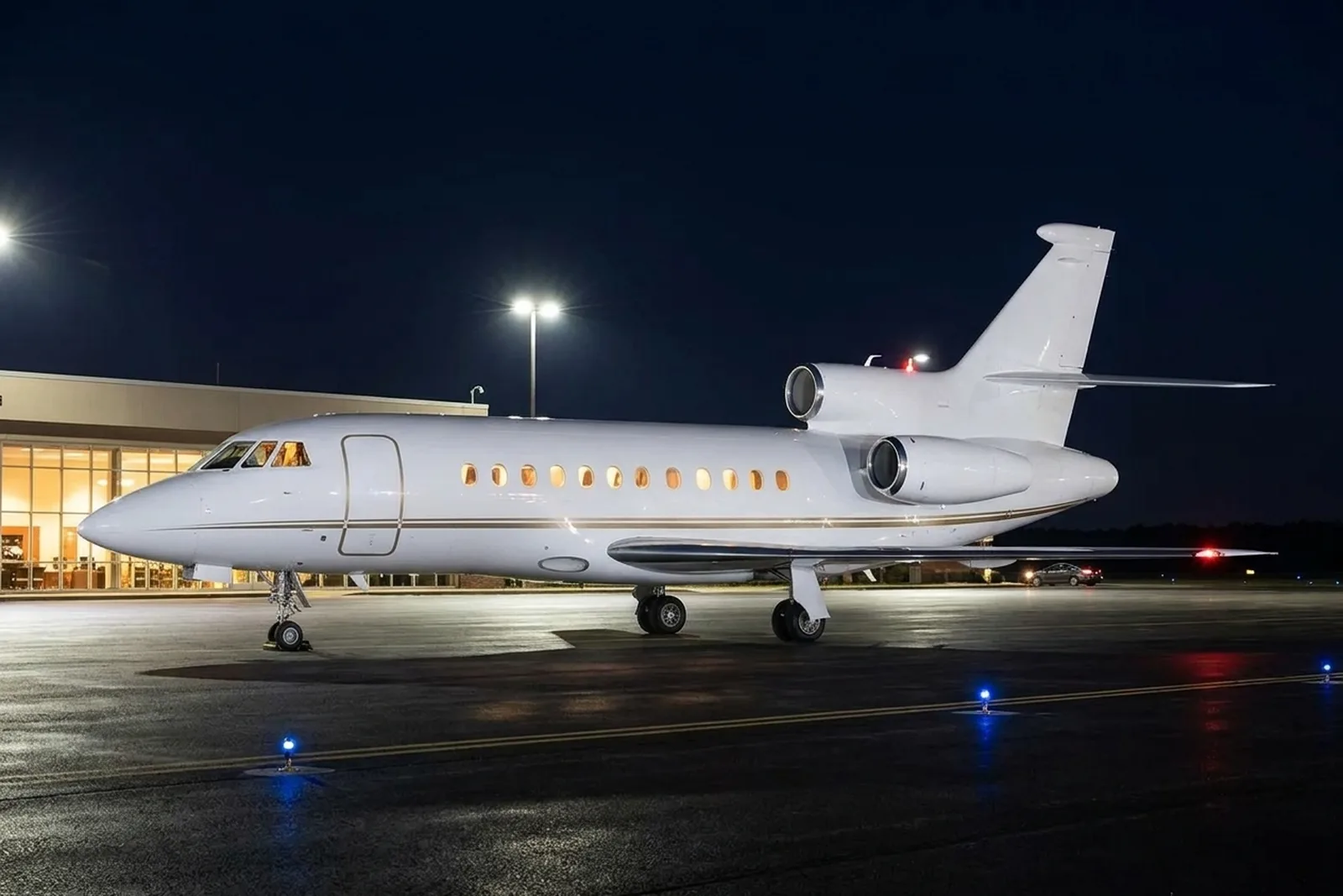 Dassault Falcon 900EX private jet