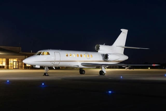 Dassault Falcon 50EX: model photo
