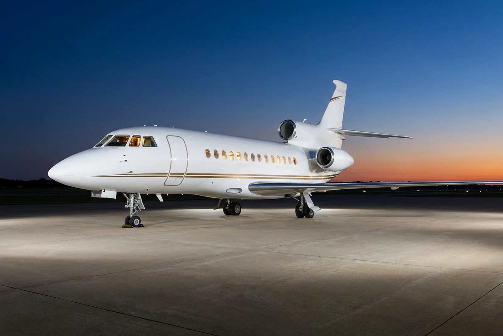 Dassault Falcon 7X exterior
