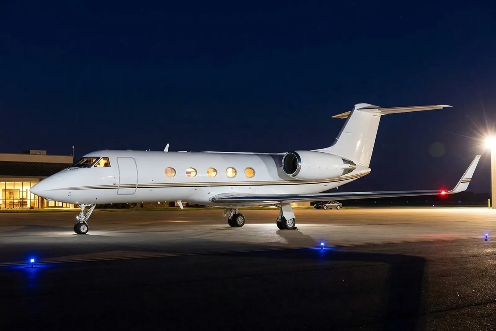 Gulfstream III exterior